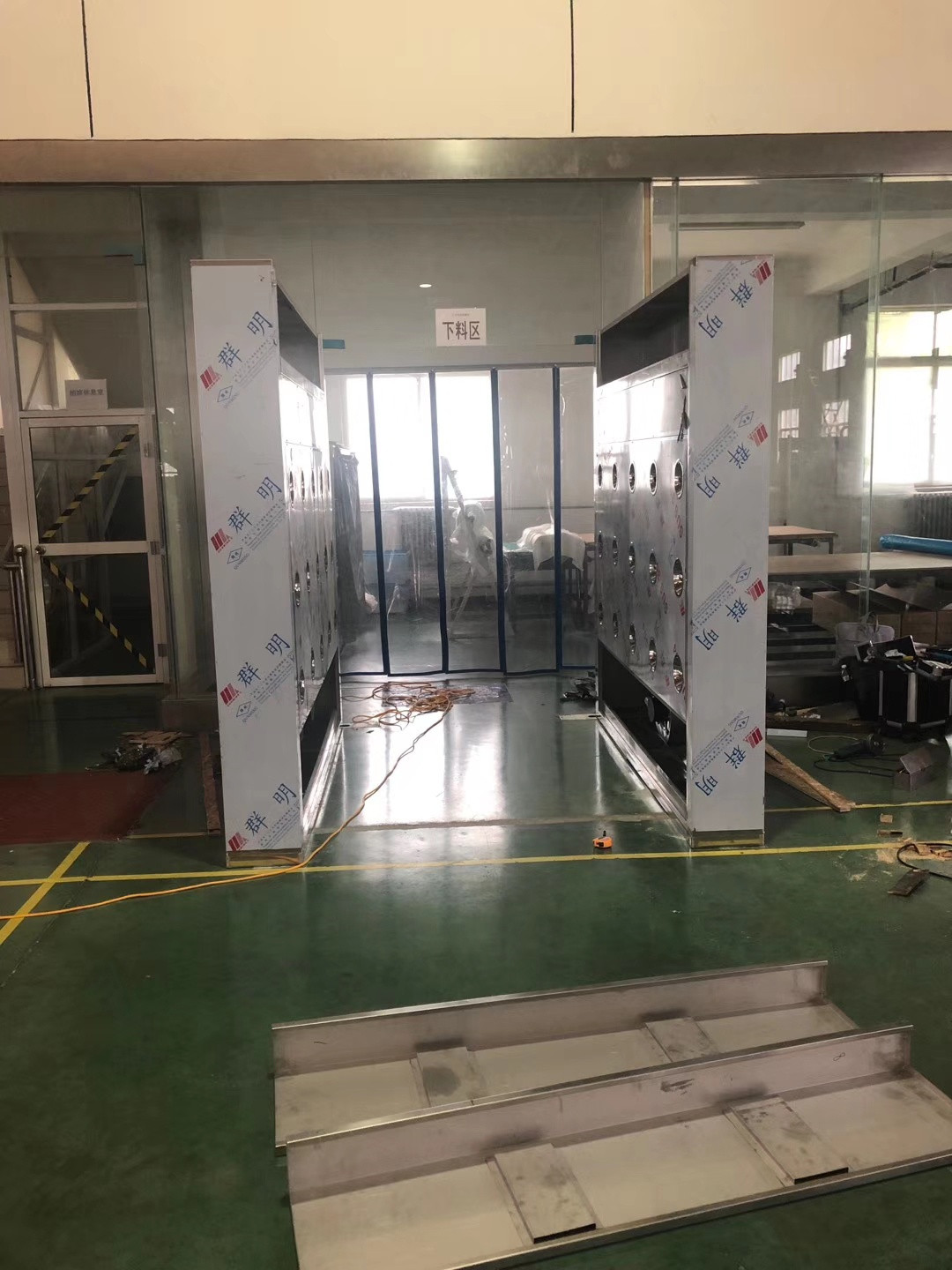 【陜西風(fēng)淋室價格】風(fēng)淋室不吹淋的常見幾種原因